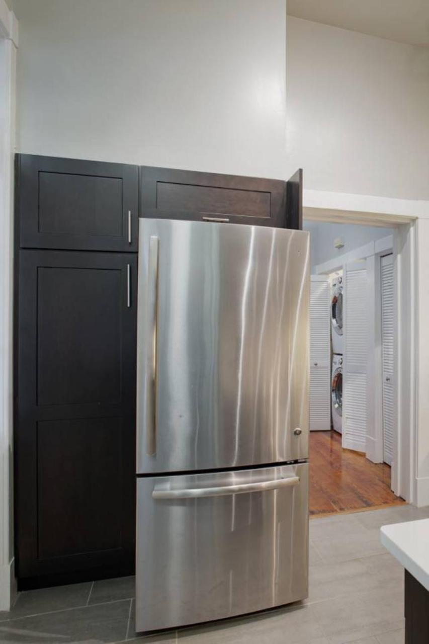サバンナ420Waldburg A - Modern Apt With Southern Charm Blocks From Forsythアパートメント エクステリア 写真