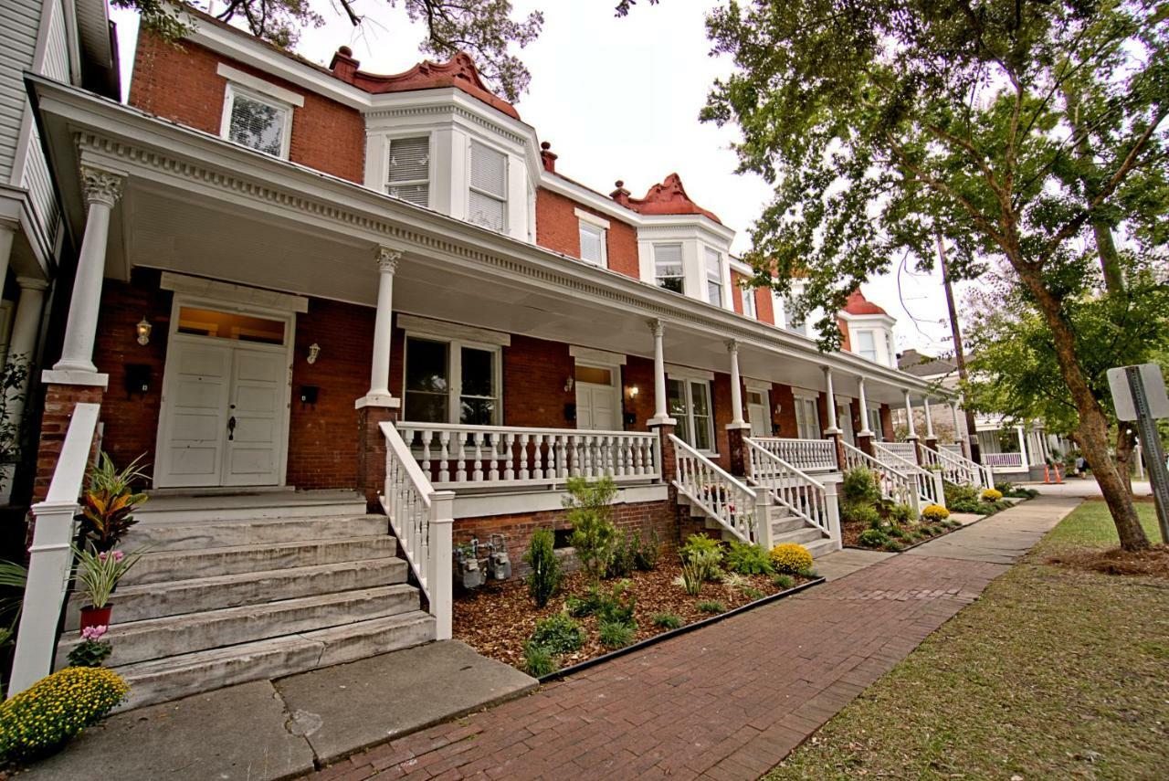 サバンナ420Waldburg A - Modern Apt With Southern Charm Blocks From Forsythアパートメント エクステリア 写真